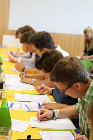 BE Reden vorbereitete Rede unter 18